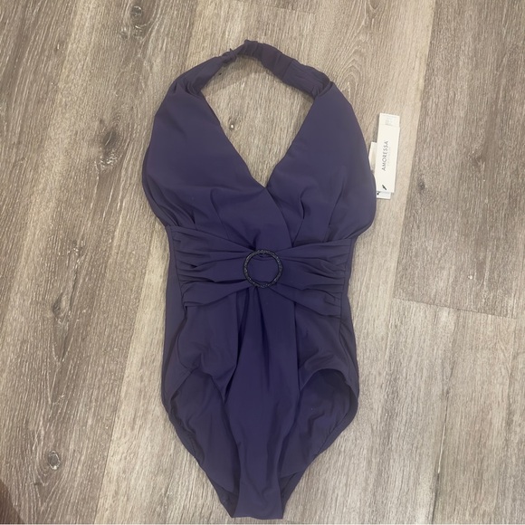 NWT Amoressa Women’s Elegant Navy Halter One-Piece Swimsuit Size 6 - Picture 4 of 8
